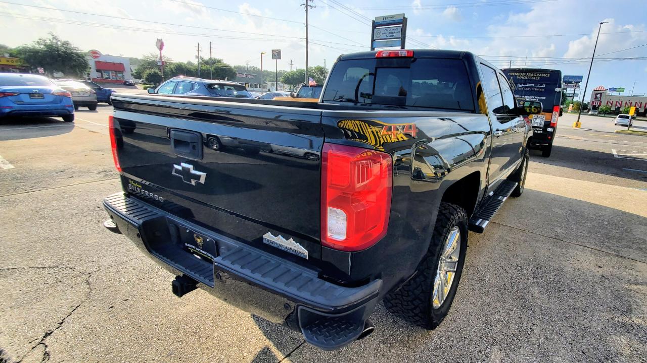 Chevrolet Silverado 1500 4WD Crew Cab 143.5" High Country 2018