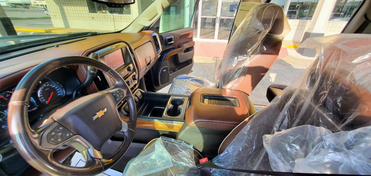 Chevrolet Silverado 1500 4WD Crew Cab 143.5" High Country 2018