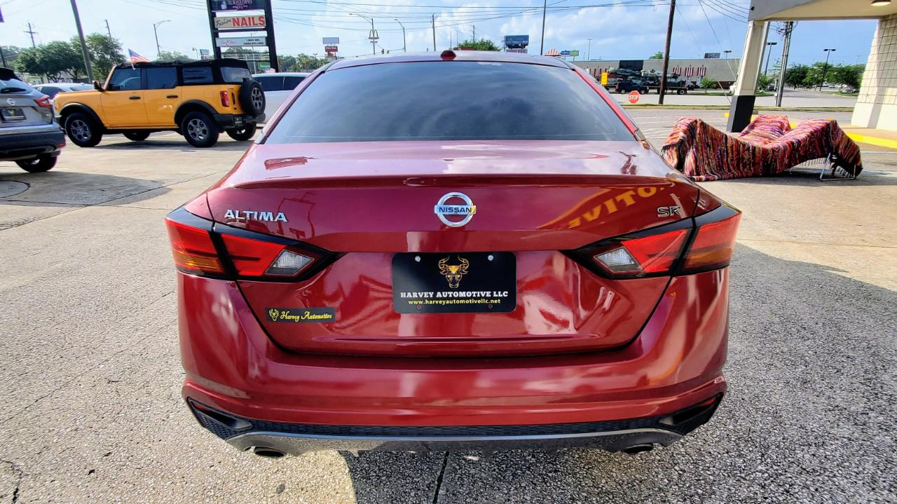 Nissan Altima 2.5 SR Sedan 2019