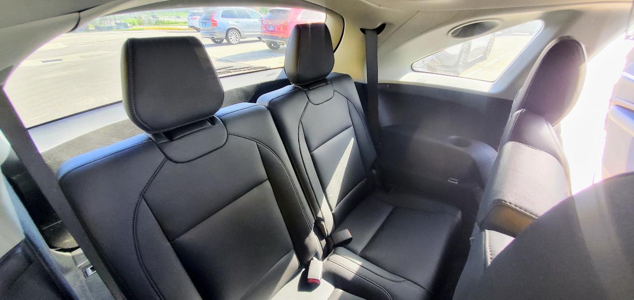 Acura MDX FWD w/Technology Pkg 2017