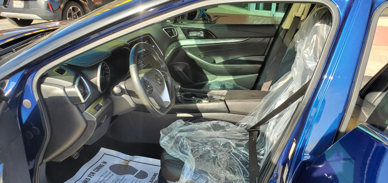Nissan Maxima SL 3.5L 2020