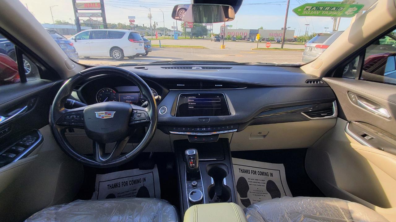 Cadillac XT4 FWD 4dr Premium Luxury 2019