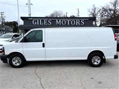 2018 Chevrolet Express  2018 Chevrolet Express