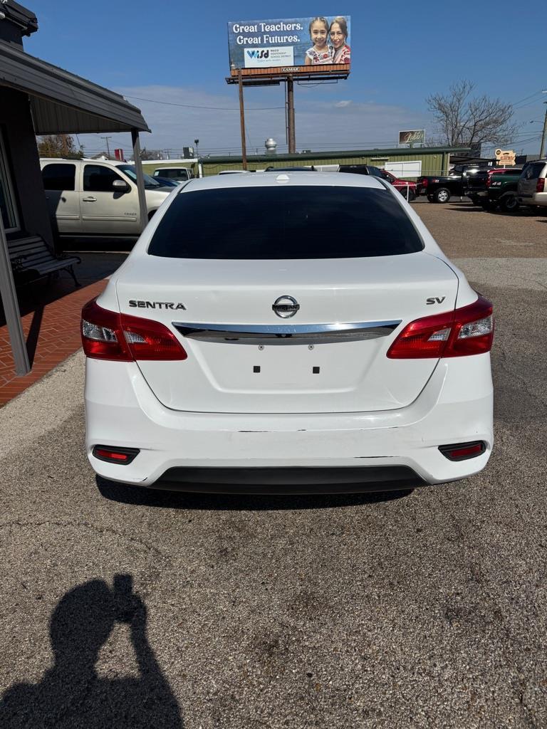 Nissan Versa 1.6 S 5M 2019