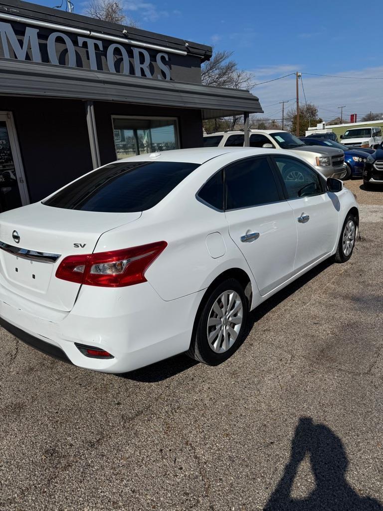 Nissan Versa 1.6 S 5M 2019