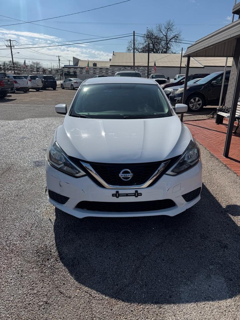 Nissan Versa 1.6 S 5M 2019
