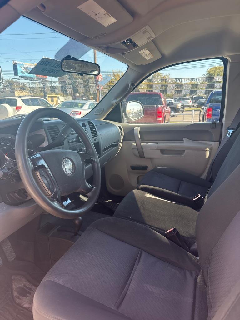 Chevrolet Silverado 2500HD Work Truck Ext. Cab 4WD 2011