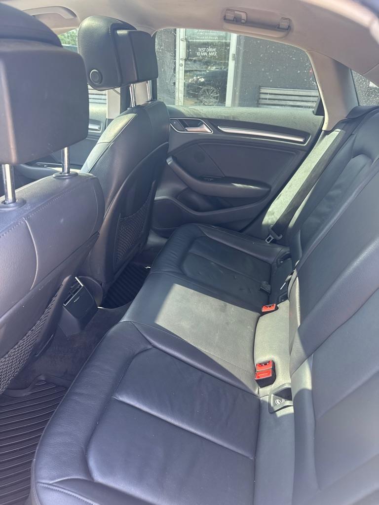 Audi A3 1.8T Premium FWD S tronic 2015