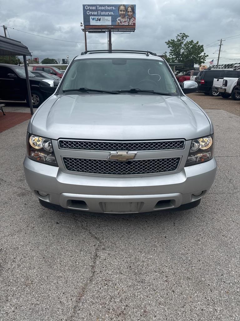 Chevrolet Avalanche LT 2WD 2011