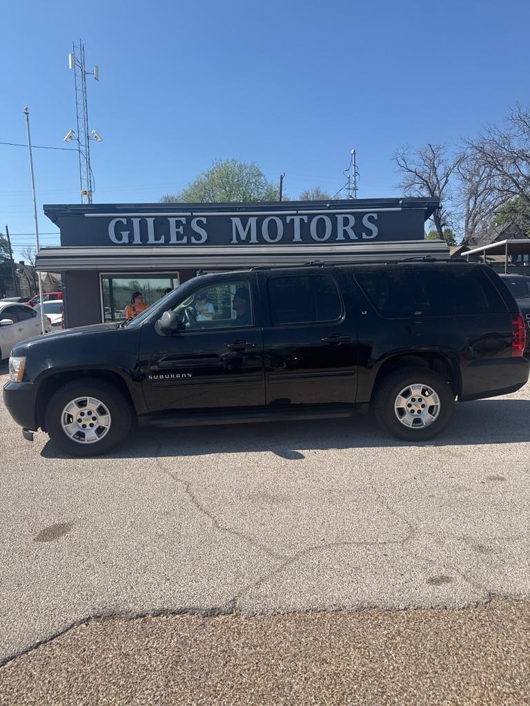 2012 Chevrolet Suburban LT 1500 2WD
