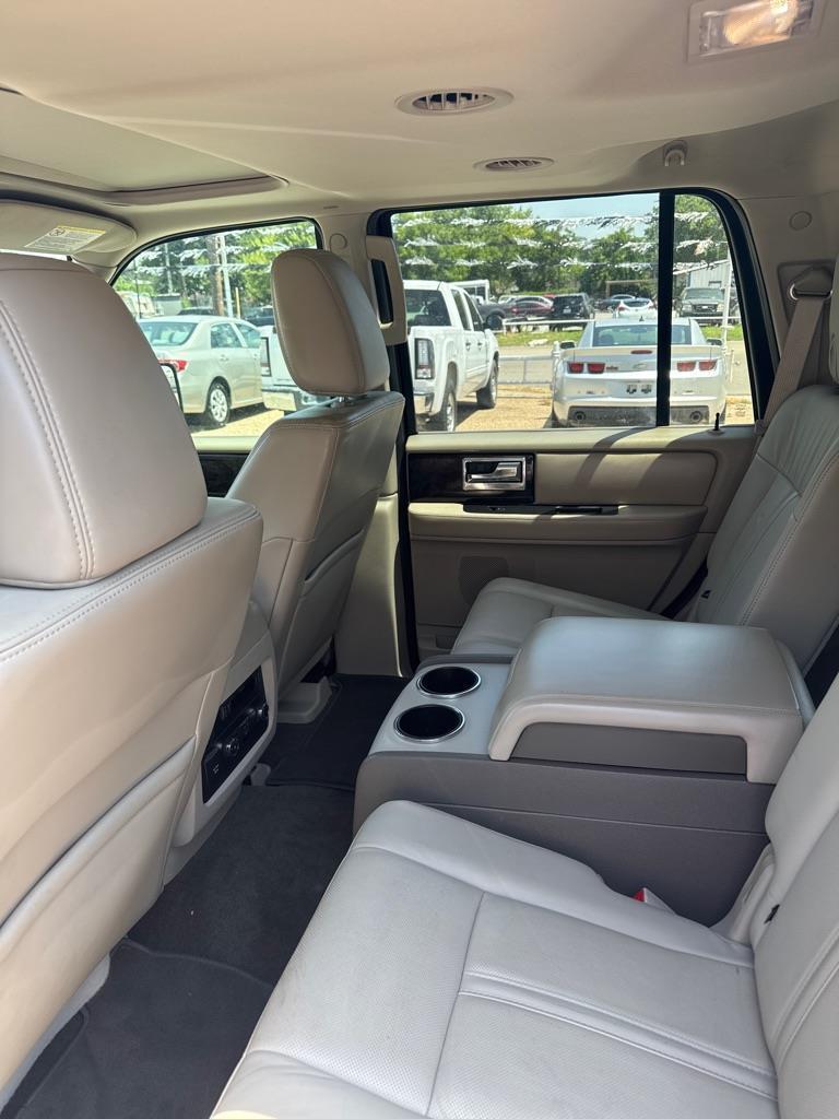 Lincoln Navigator Select 4WD 2016