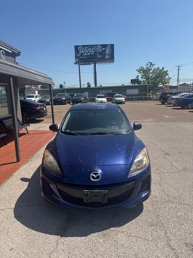 Mazda MAZDA3 i Touring AT 4-Door 2013