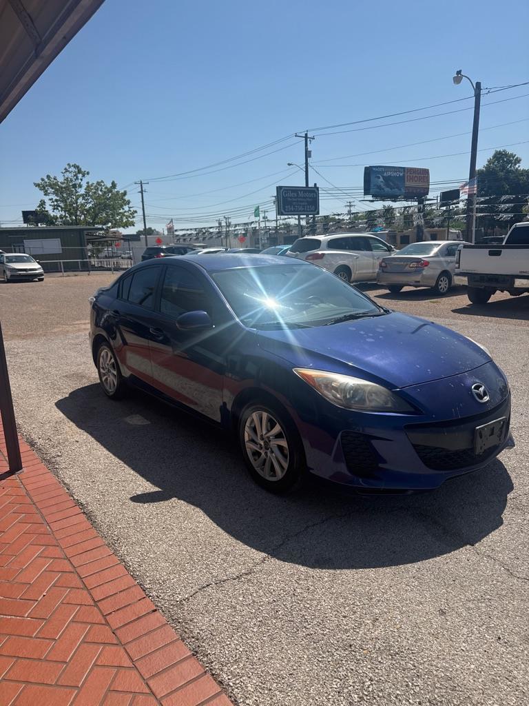 Mazda MAZDA3 i Touring AT 4-Door 2013
