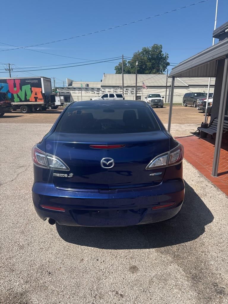 Mazda MAZDA3 i Touring AT 4-Door 2013
