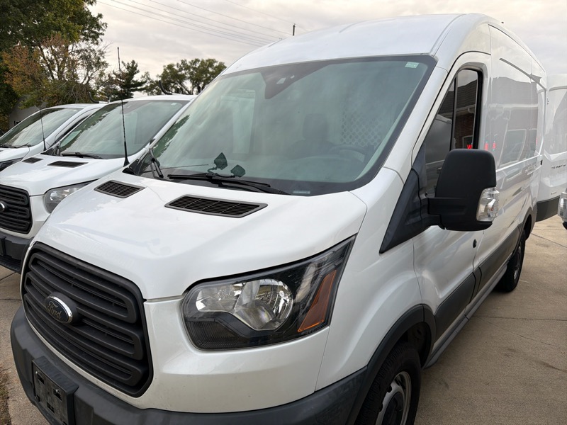 Ford Transit 250 Van Med. Roof w/Sliding Pass. 130-in. WB 2018 Ford Transit 250 Van Med. Roof w/Sliding Pass. 130-in. WB 2018