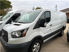 2017 Ford Transit 