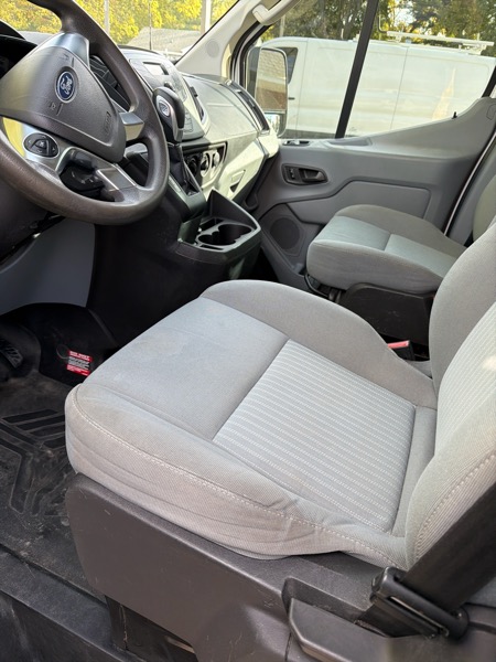 Ford Transit 250 Van Low Roof 60/40 Pass.130-in. WB 2015 Ford Transit 250 Van Low Roof 60/40 Pass.130-in. WB 2015