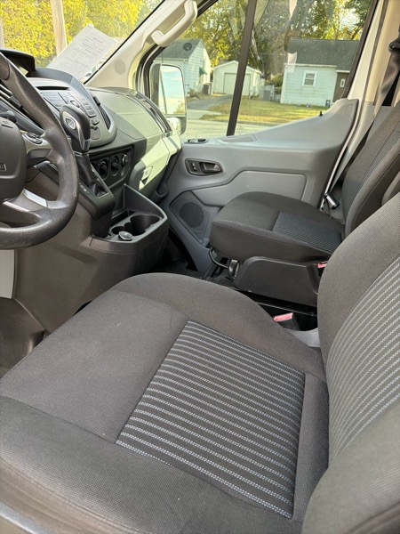 Ford Transit 150 Van Low Roof 60/40 Pass. 130-in. WB 2018 Ford Transit 150 Van Low Roof 60/40 Pass. 130-in. WB 2018