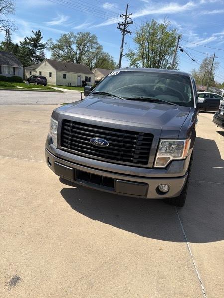 Ford F-150 2WD Reg Cab 126" STX 2014