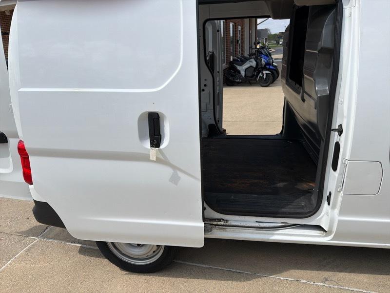 Nissan NV200 SV 2015