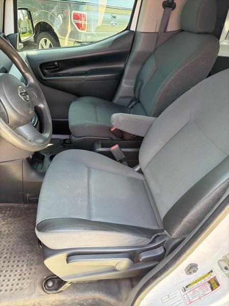 Nissan NV200 SV 2015