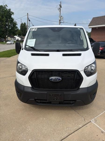 Ford Transit 150 Van Low Roof w/Sliding Pass. 130-in. WB 2023