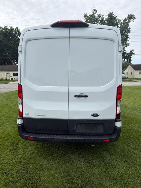 Ford Transit 250 Van Med. Roof w/Sliding Pass. 130-in. WB 2020