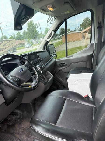 Ford Transit 250 Van Med. Roof w/Sliding Pass. 130-in. WB 2020