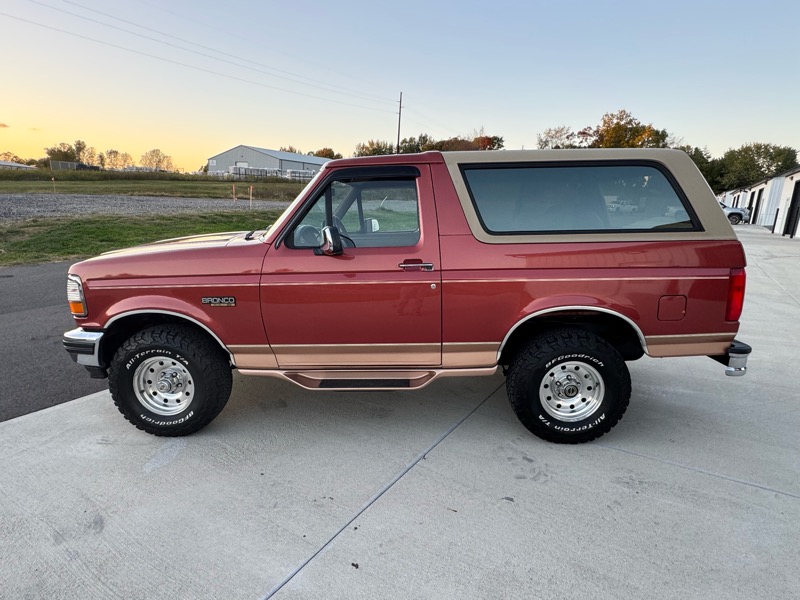 Ford Bronco Eddie Bauer 1995 Ford Bronco Eddie Bauer 1995