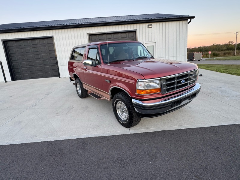 Ford Bronco Eddie Bauer 1995 Ford Bronco Eddie Bauer 1995
