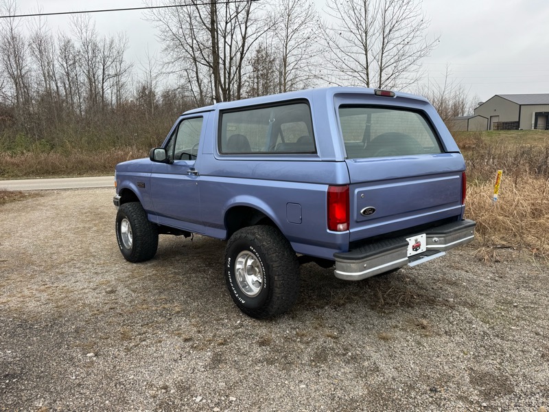 Ford Bronco Custom 1996