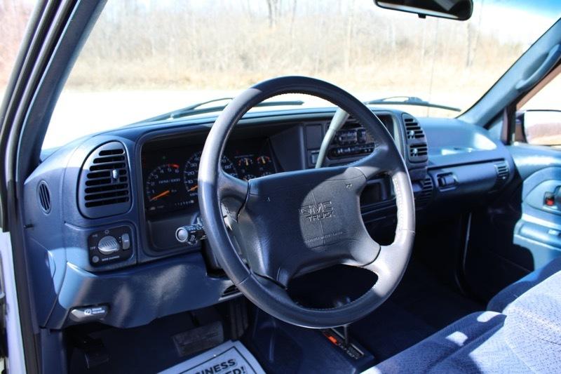 GMC Sierra C/K 1500 Club Coupe 6.5-ft. Bed 4WD 1996