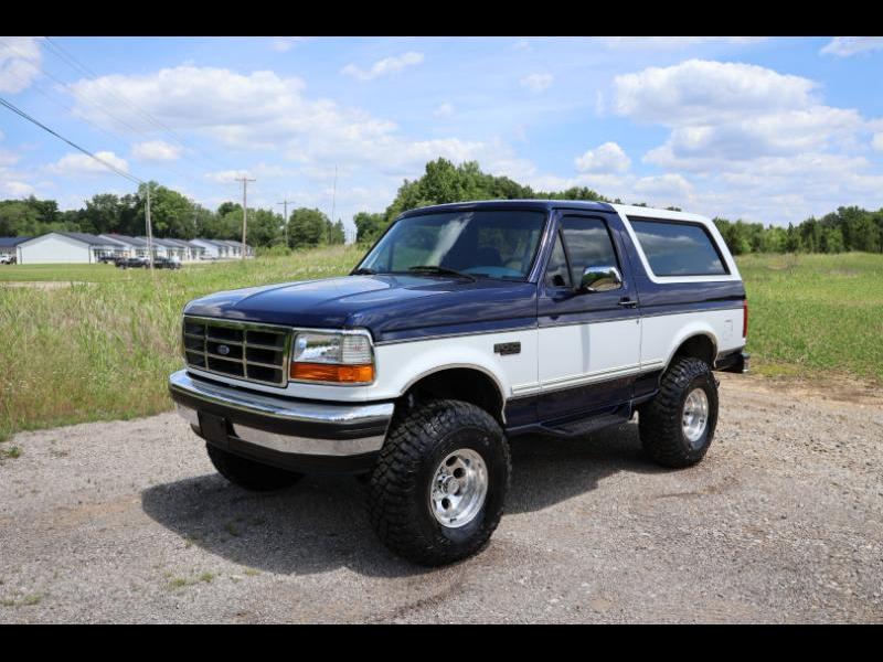 1994 Ford Bronco's photo