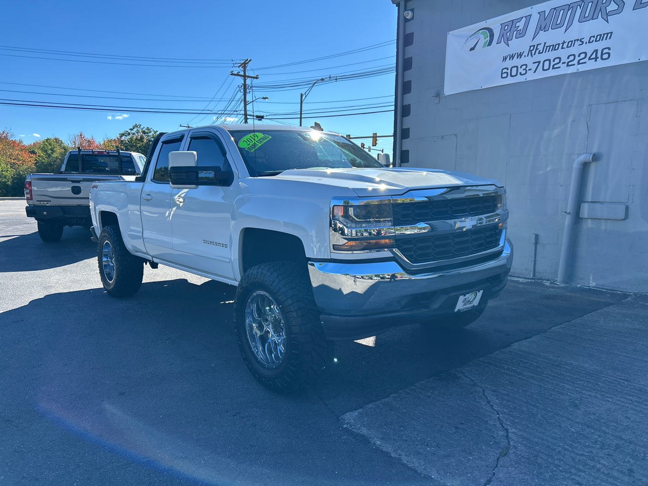 2019 Chevrolet Silverado 1500 photo 2
