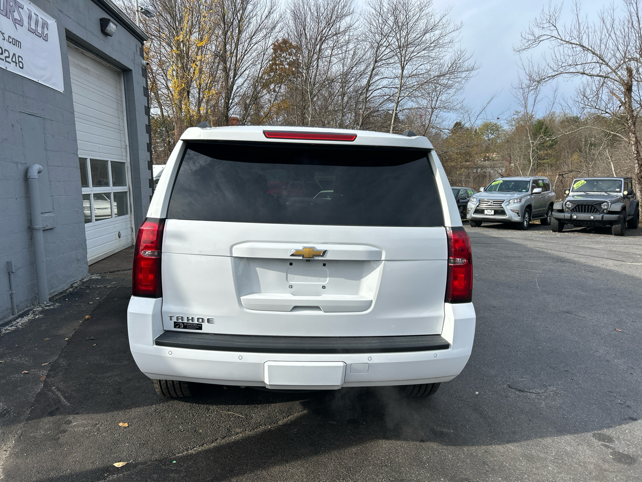 2019 Chevrolet Tahoe LTZ photo 3