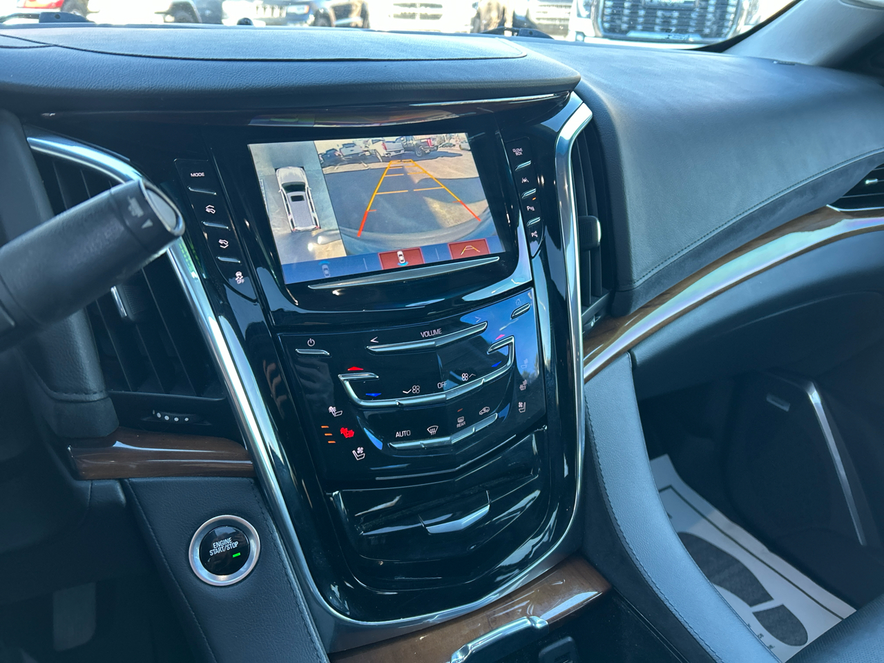 Cadillac Escalade Premium 4WD 2017