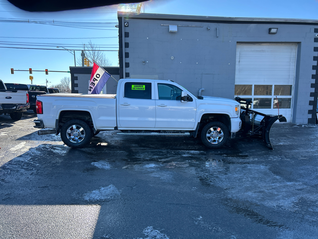 GMC Sierra 3500HD Denali Crew Cab 4WD 2015