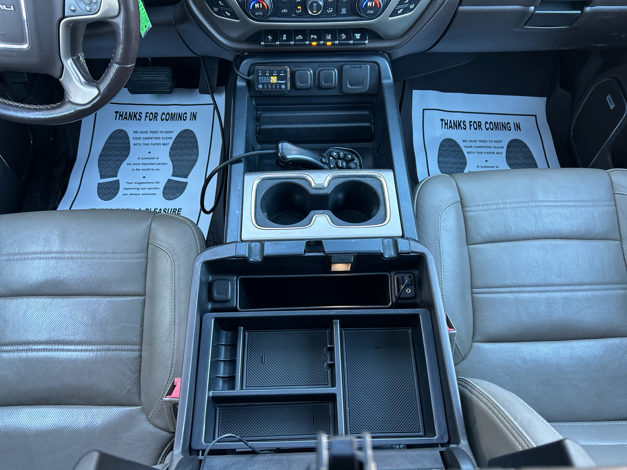 GMC Sierra 3500HD Denali Crew Cab 4WD 2015