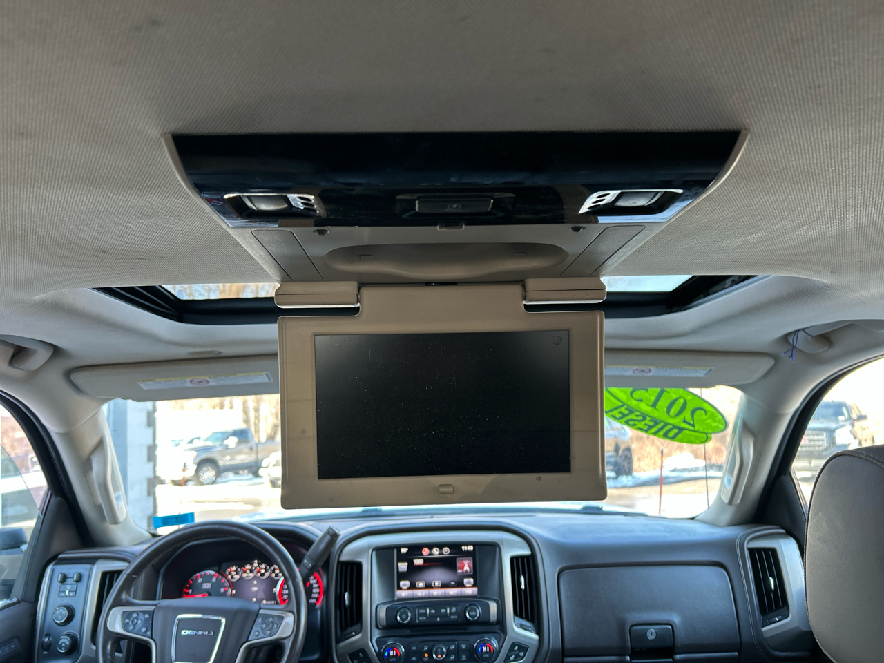 GMC Sierra 3500HD Denali Crew Cab 4WD 2015