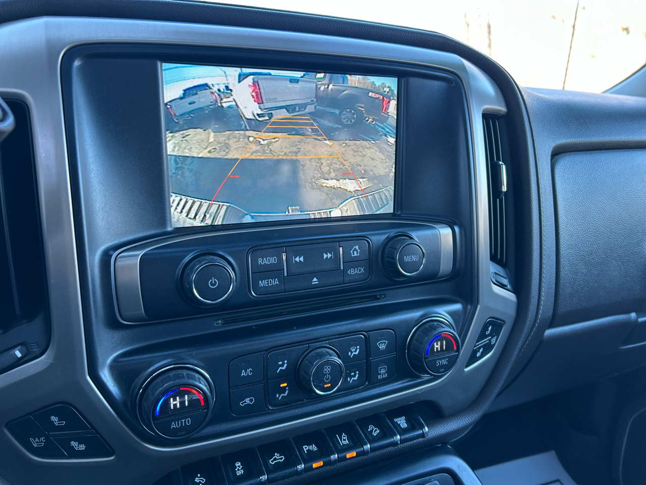 GMC Sierra 3500HD Denali Crew Cab 4WD 2015