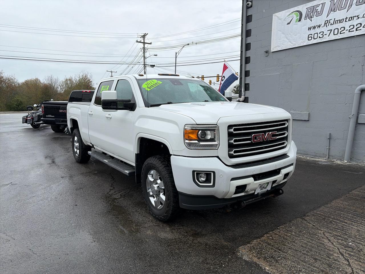 GMC Sierra 3500HD Denali Crew Cab 4WD 2015
