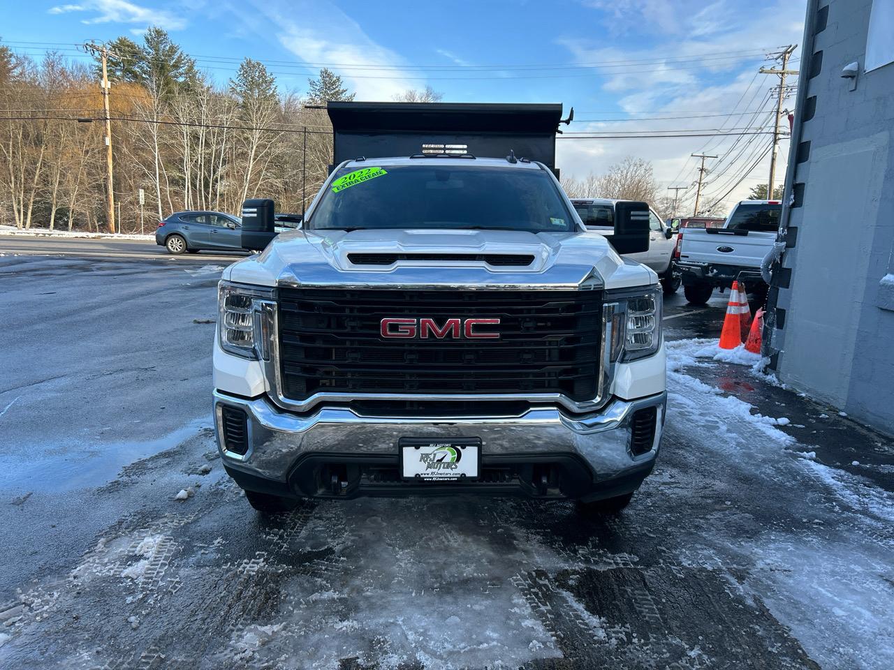 GMC Sierra 3500HD Pro Crew Cab 4WD SB 2022
