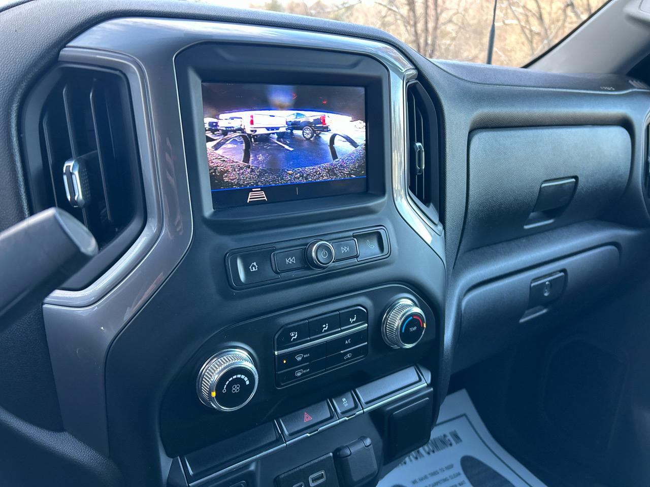 GMC Sierra 3500HD Pro Crew Cab 4WD SB 2022