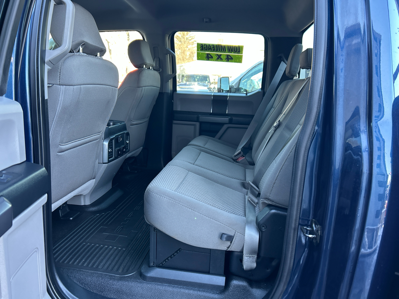 Ford F-350 SD XLT Crew Cab DRW 4WD 2019