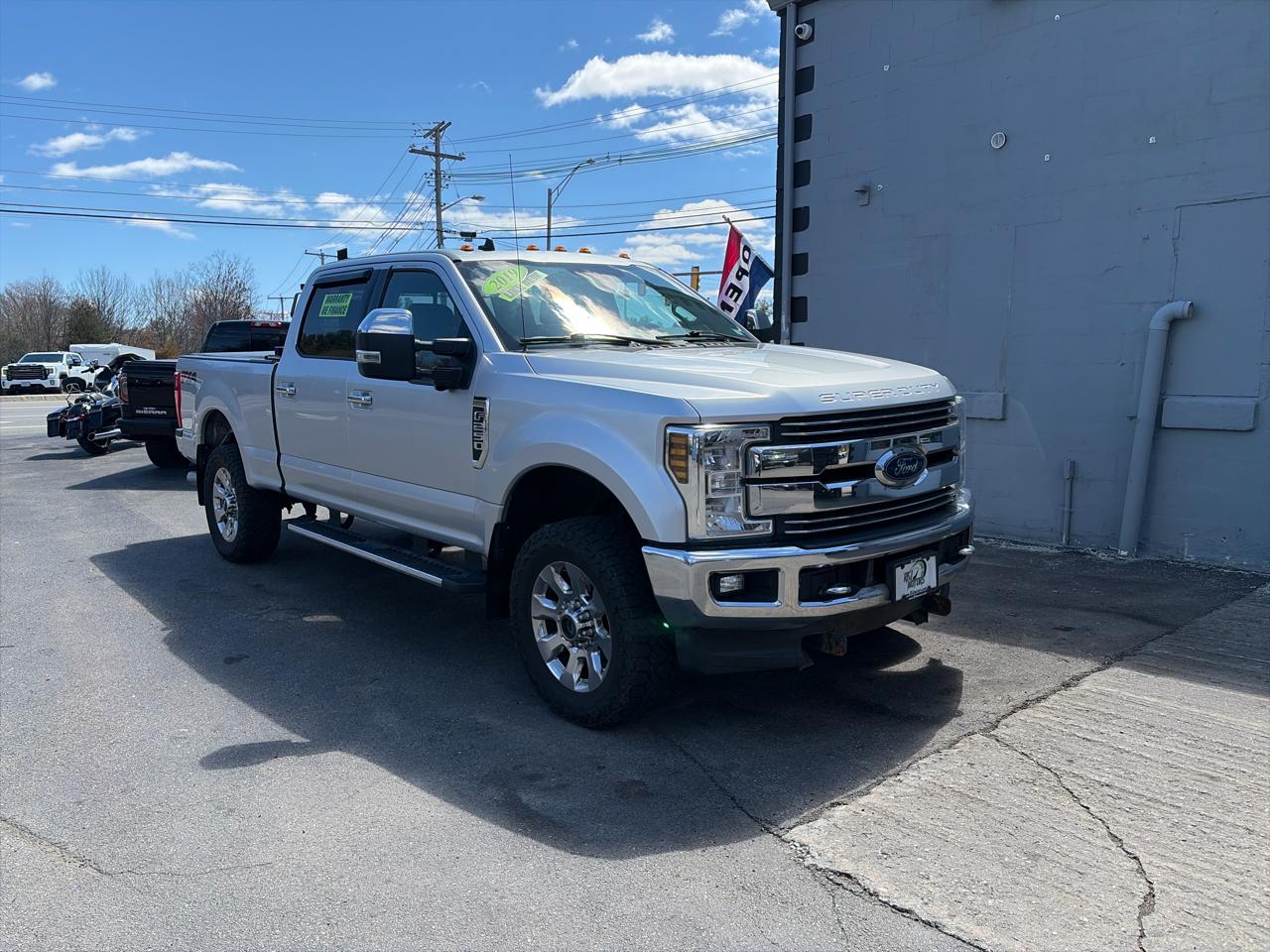 Ford F-250 SD Lariat Crew Cab 4WD 2019