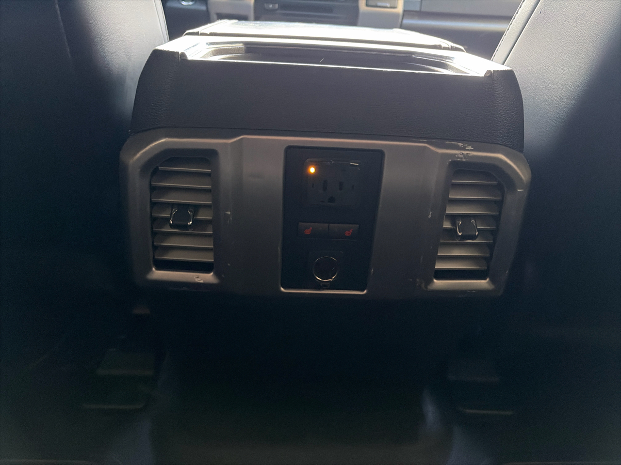 Ford F-450 SD Platinum Crew Cab DRW 4WD 2017