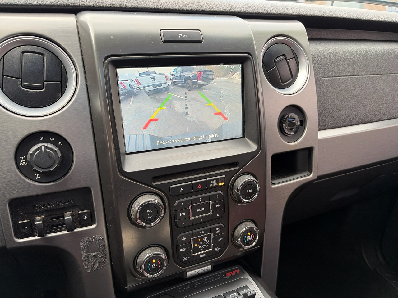 Ford F-150 SVT Raptor SuperCrew 5.5-ft. Bed 4WD 2014