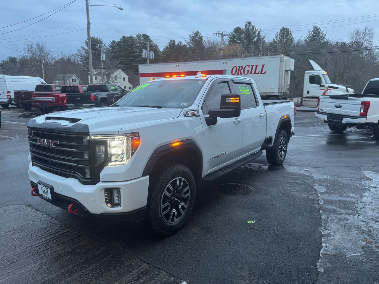 GMC Sierra 2500HD AT4 Crew Cab 4WD 2023