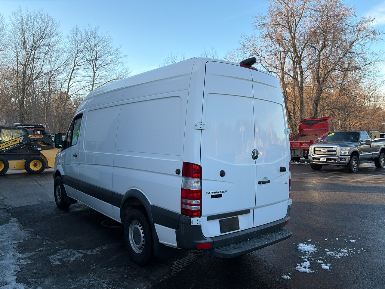 Mercedes-Benz Sprinter 2500 144-in. WB 2017