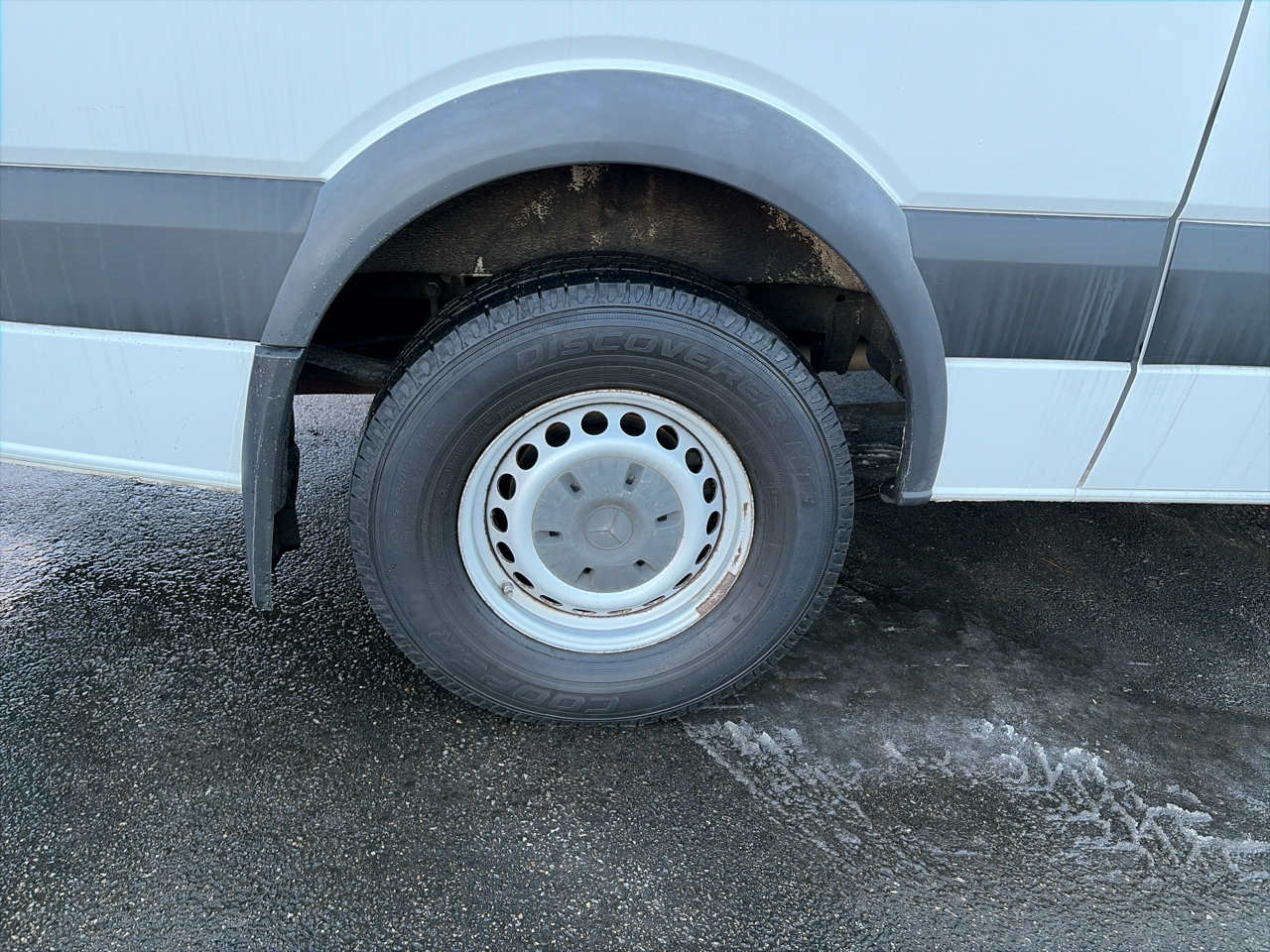 Mercedes-Benz Sprinter 2500 144-in. WB 2017